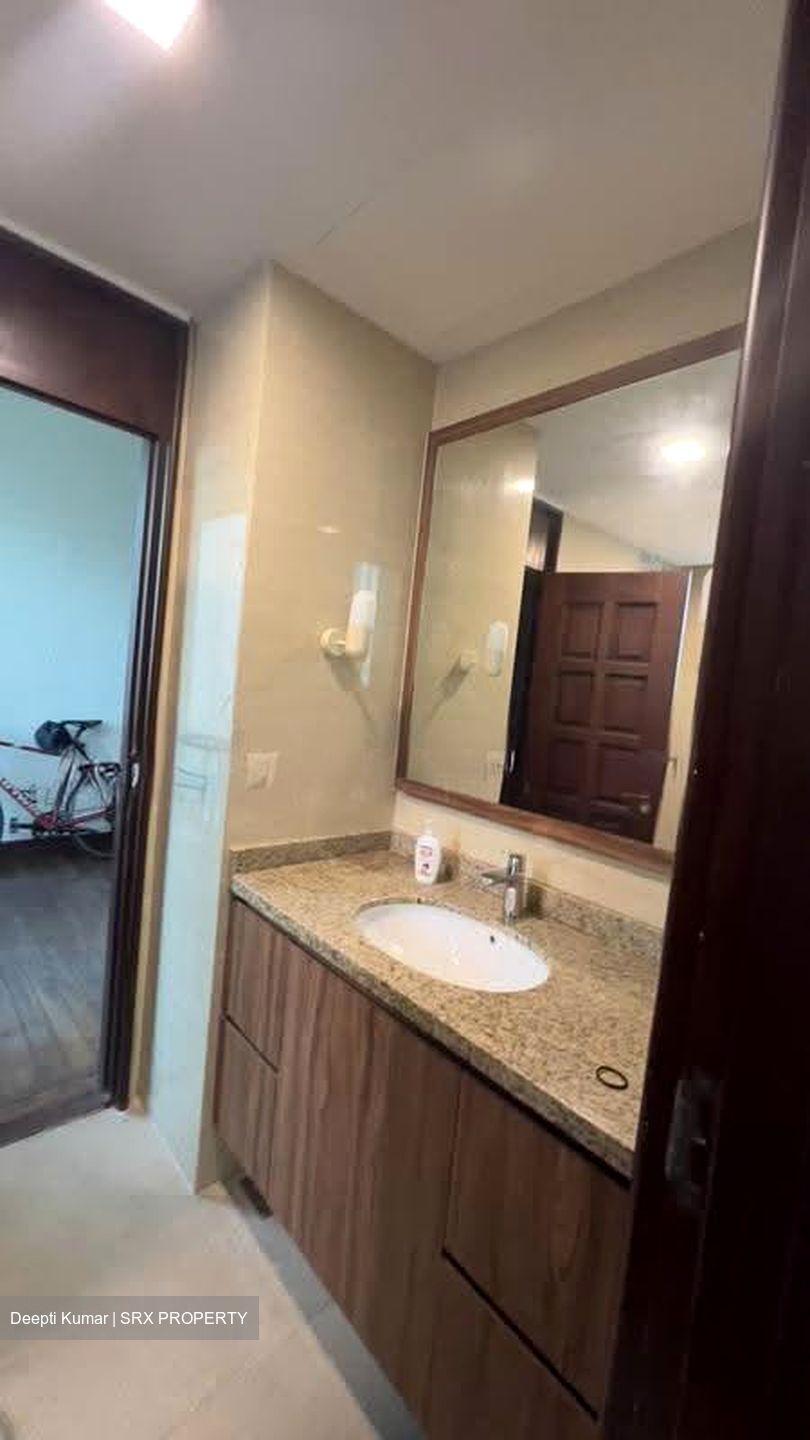 Pebble Bay (D15), Condominium #618275471